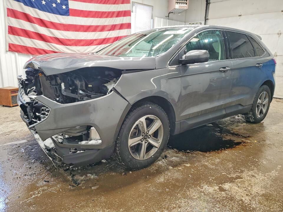 2023 FORD Edge