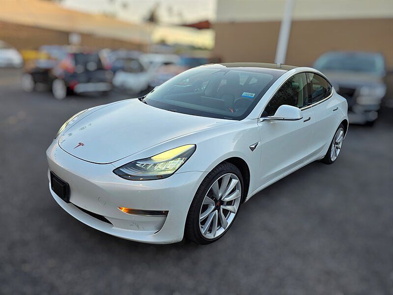 2019 TESLA Model 3