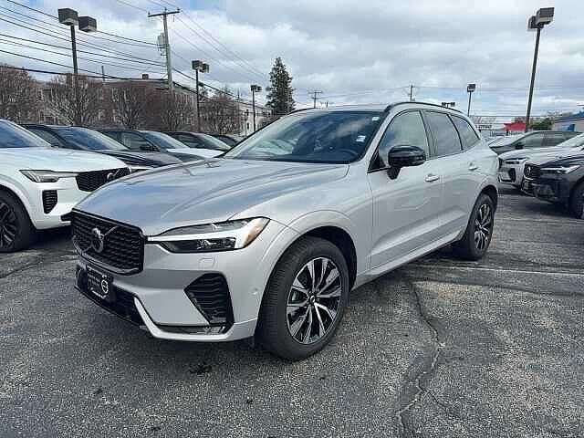 2025 VOLVO XC60