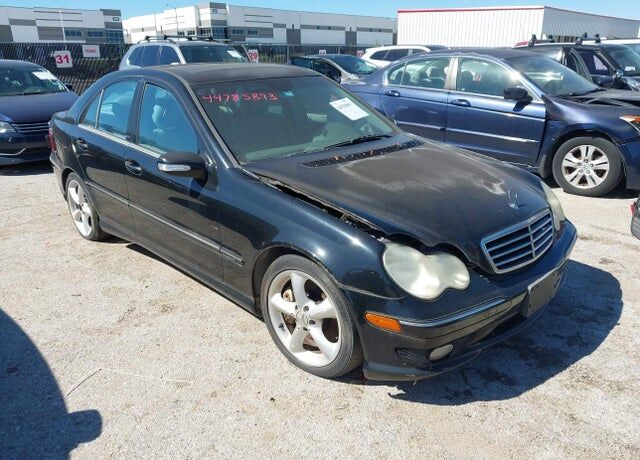 2005 MERCEDES-BENZ C-Class