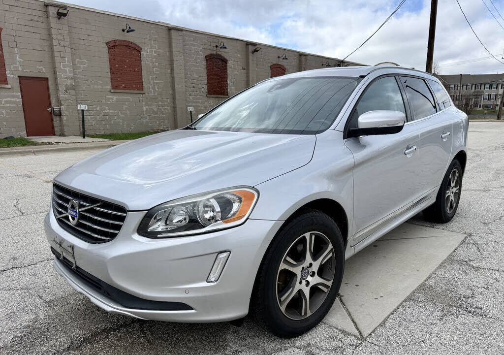 2015 VOLVO XC60