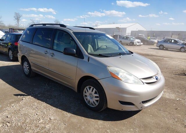 2009 TOYOTA Sienna