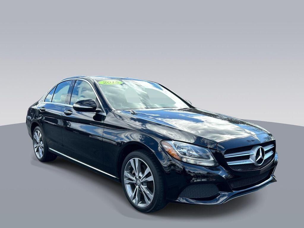 2015 MERCEDES-BENZ C-Class