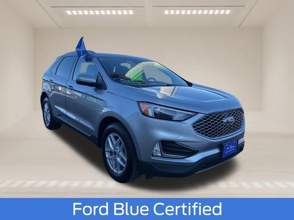 2023 FORD Edge