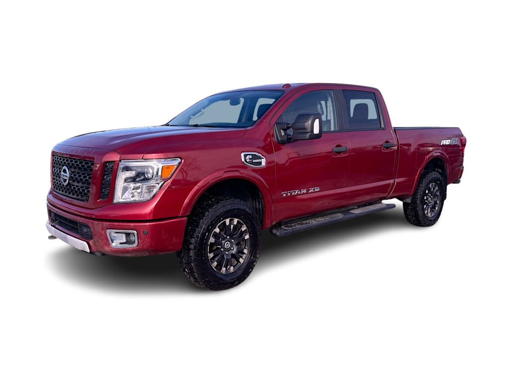 2017 NISSAN Titan