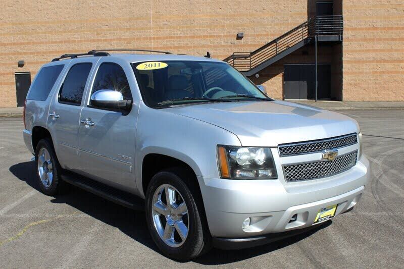 2011 CHEVROLET Tahoe