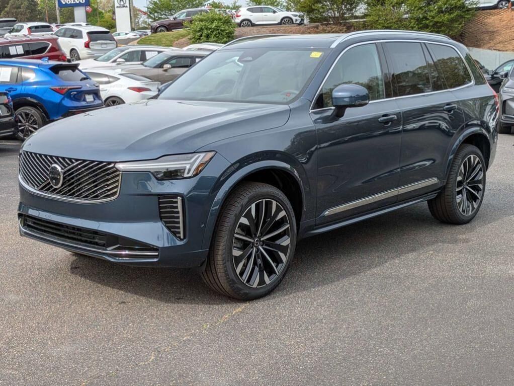 2026 VOLVO XC90