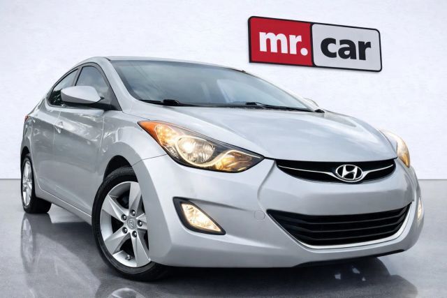 2011 HYUNDAI Elantra