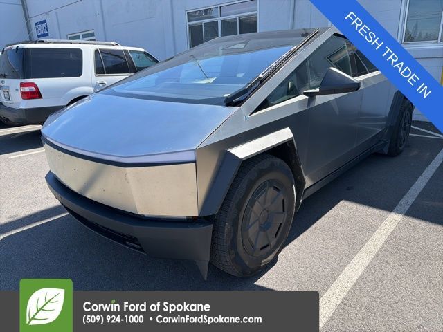 2025 TESLA Cybertruck