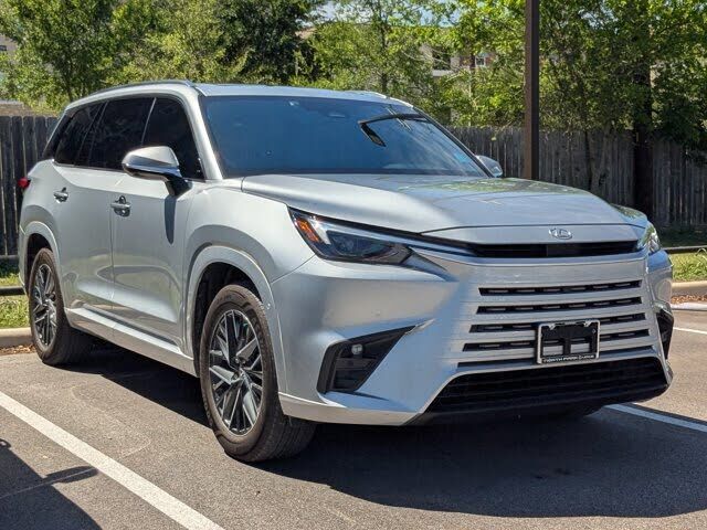 2025 LEXUS TX
