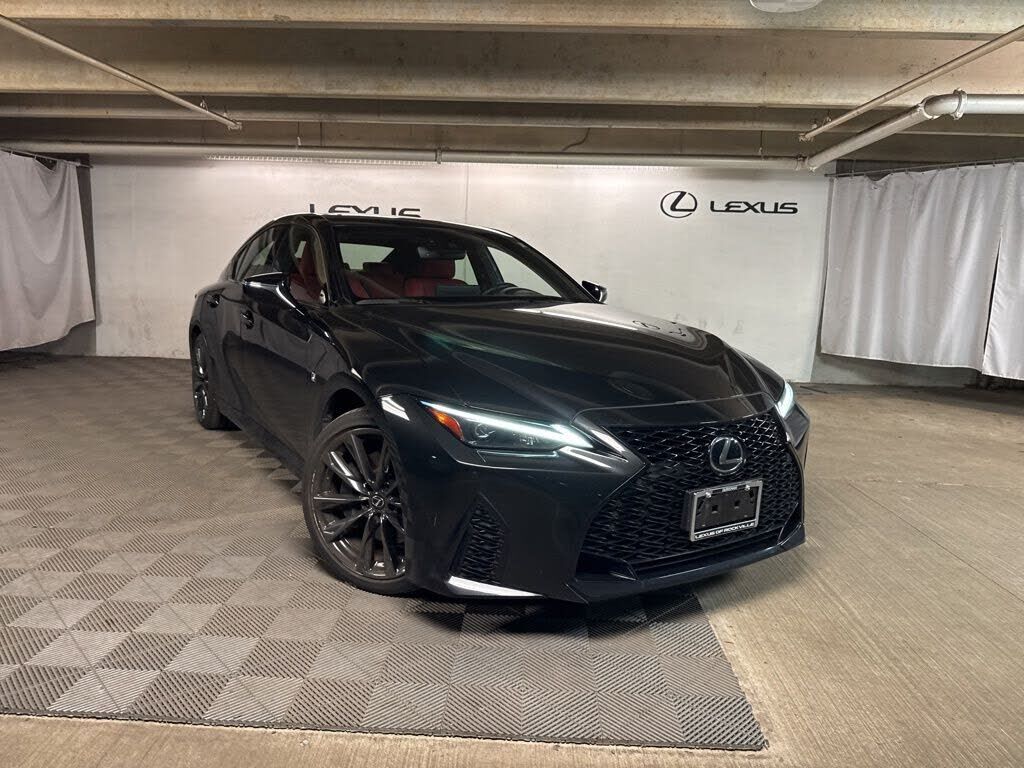 2023 LEXUS IS
