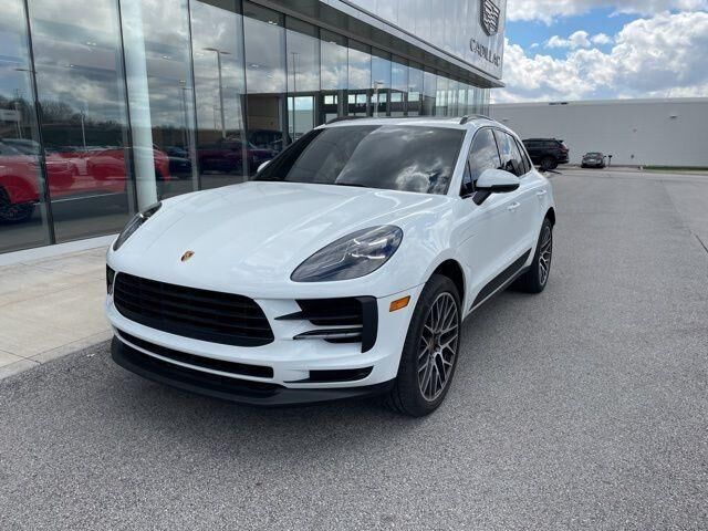 2020 PORSCHE Macan