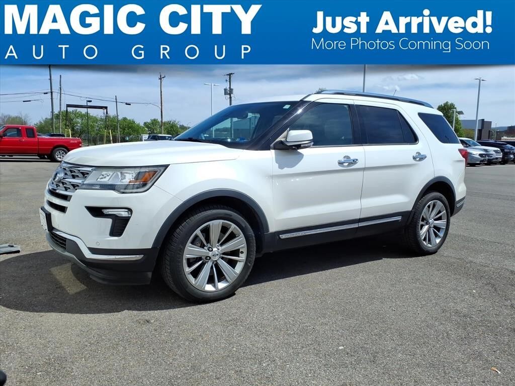 2019 FORD Explorer