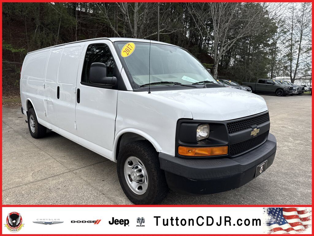 2017 CHEVROLET Express