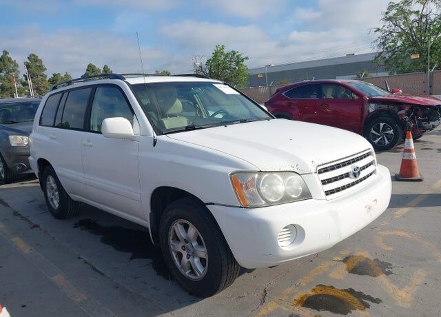 2003 TOYOTA Highlander