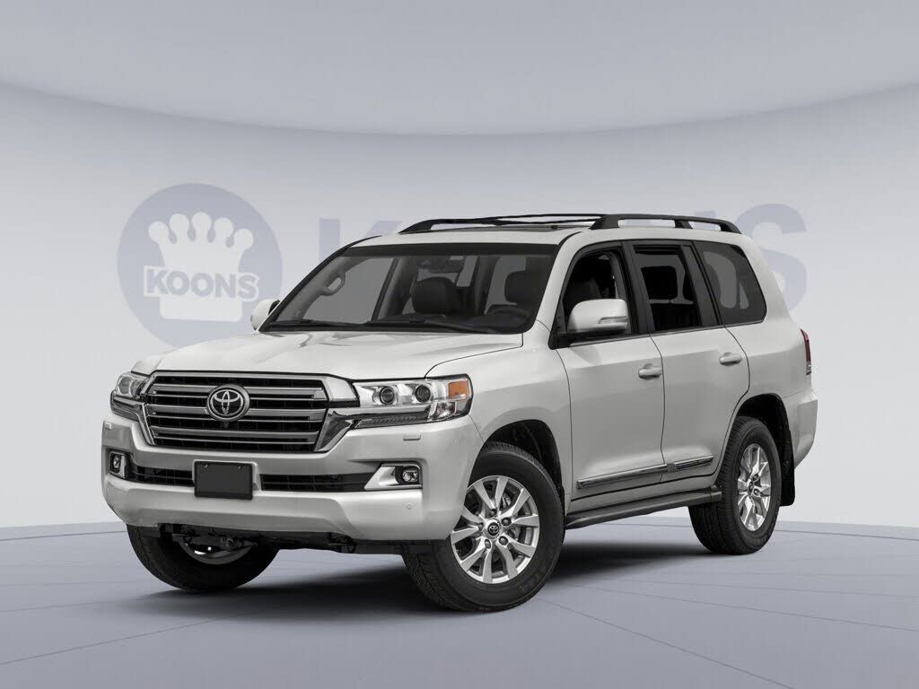 2018 TOYOTA Land Cruiser