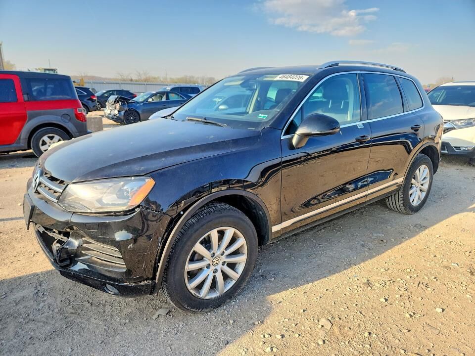 2012 VOLKSWAGEN Touareg