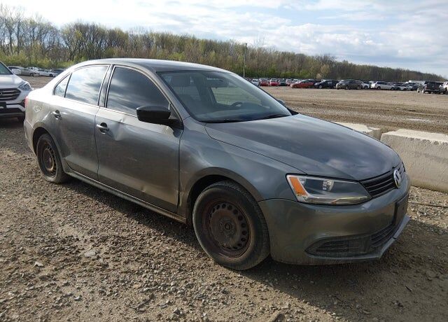 2013 VOLKSWAGEN Jetta