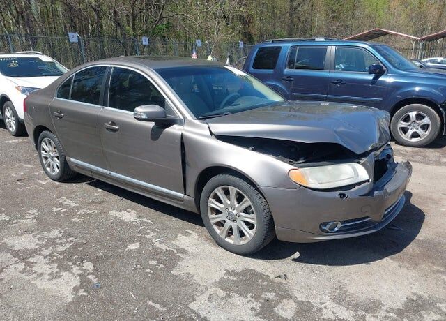 2010 VOLVO S80