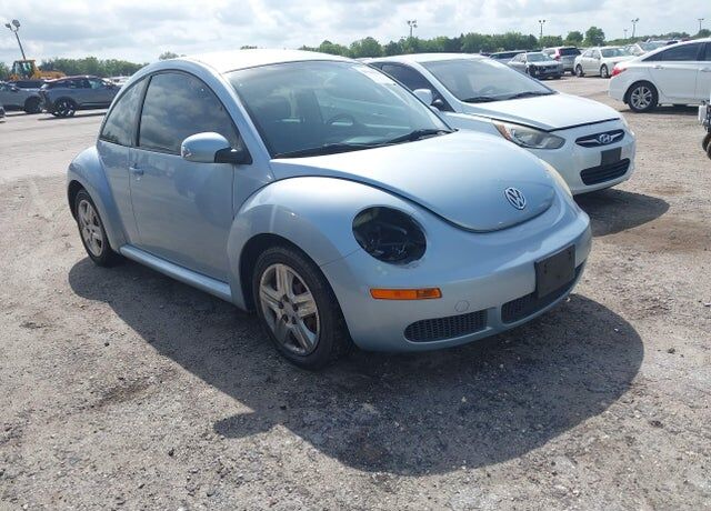 2010 VOLKSWAGEN Beetle