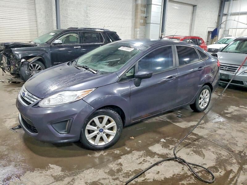 2012 FORD Fiesta