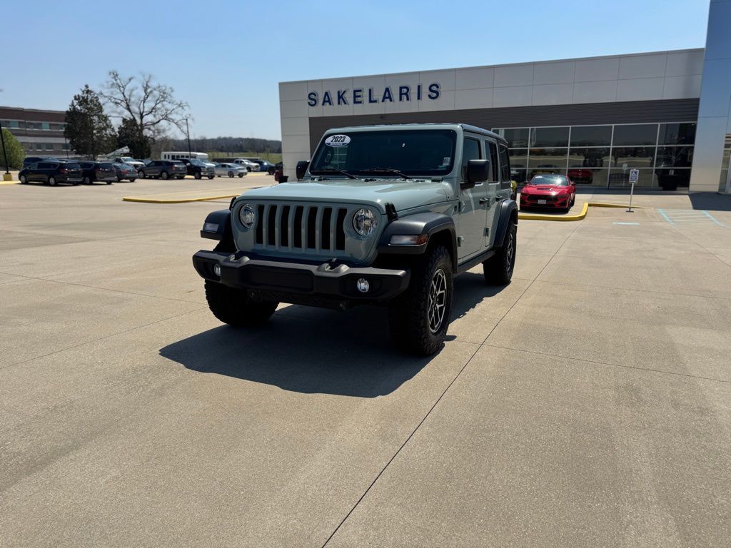 2023 JEEP Wrangler