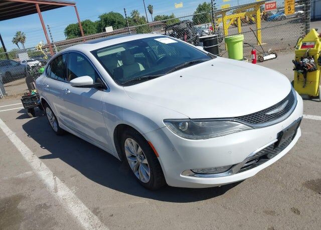 2015 CHRYSLER 200