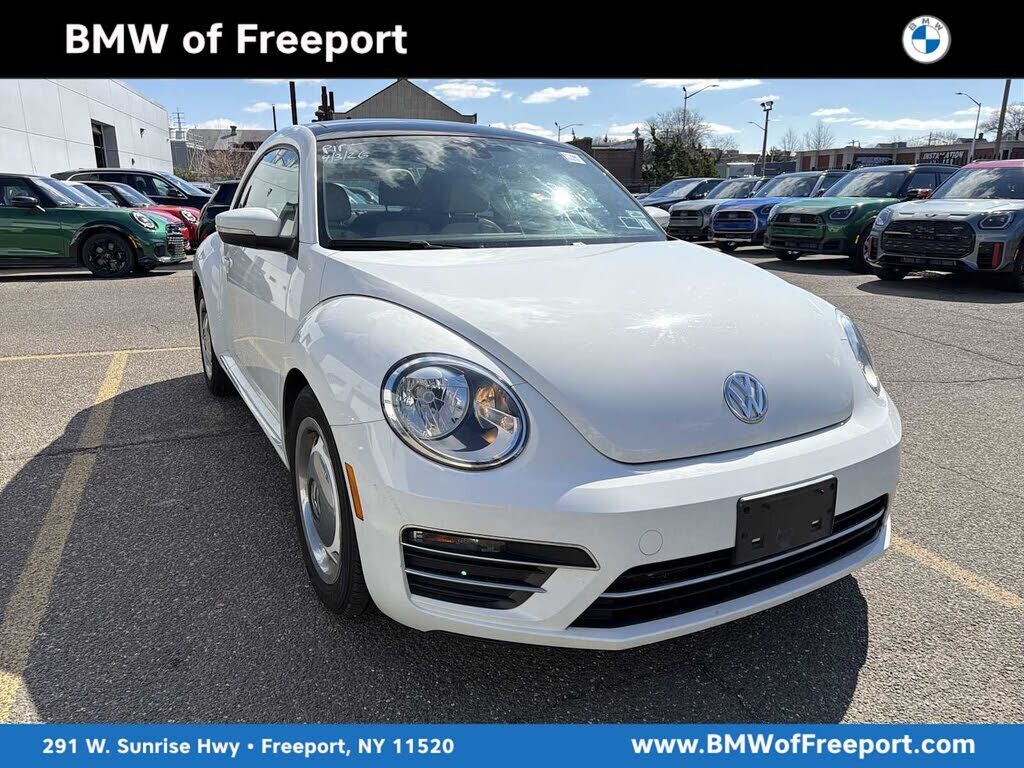 2018 VOLKSWAGEN Beetle