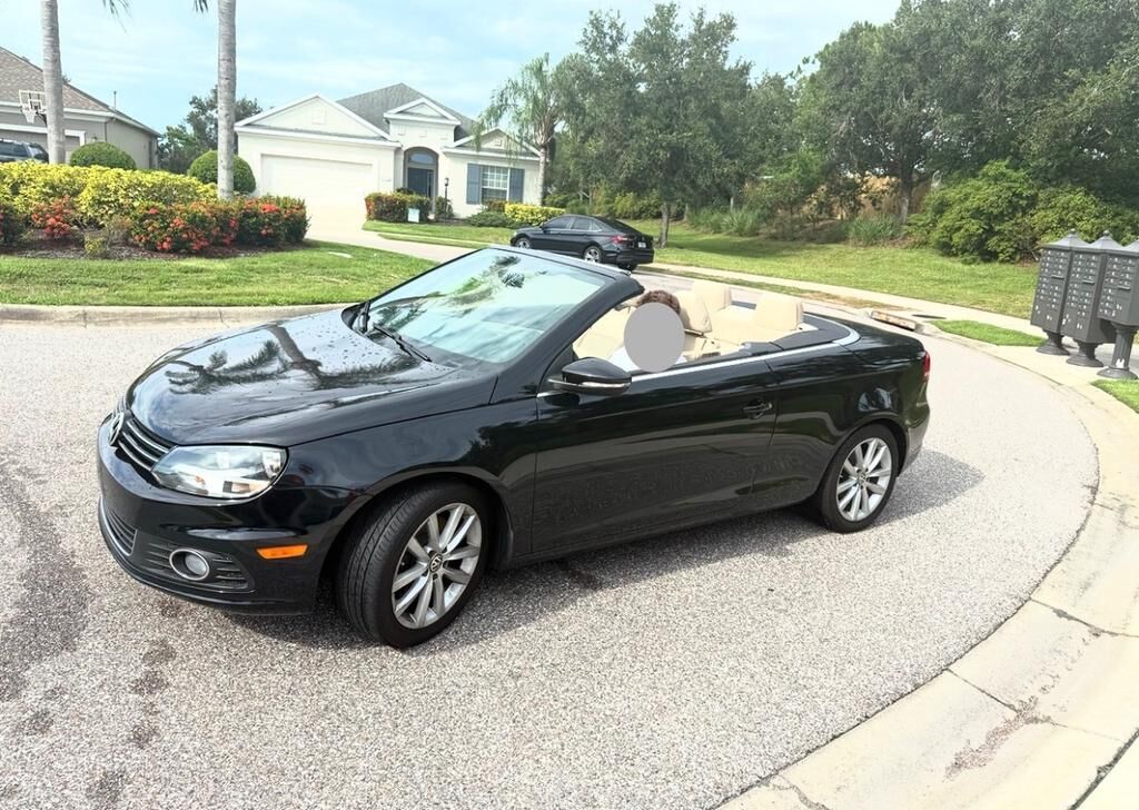 2012 VOLKSWAGEN Eos