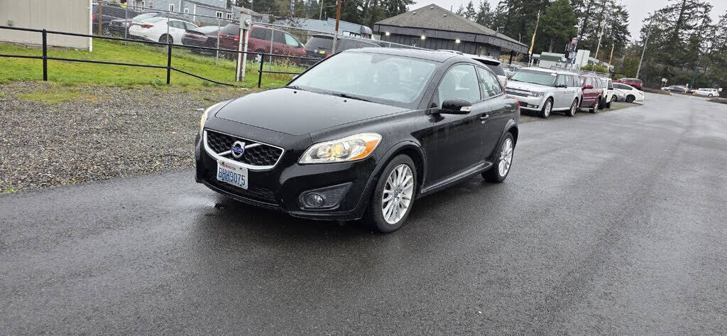 2011 VOLVO C30
