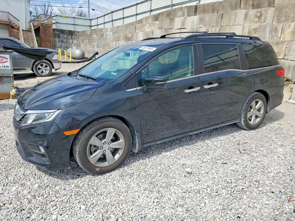 2018 HONDA Odyssey