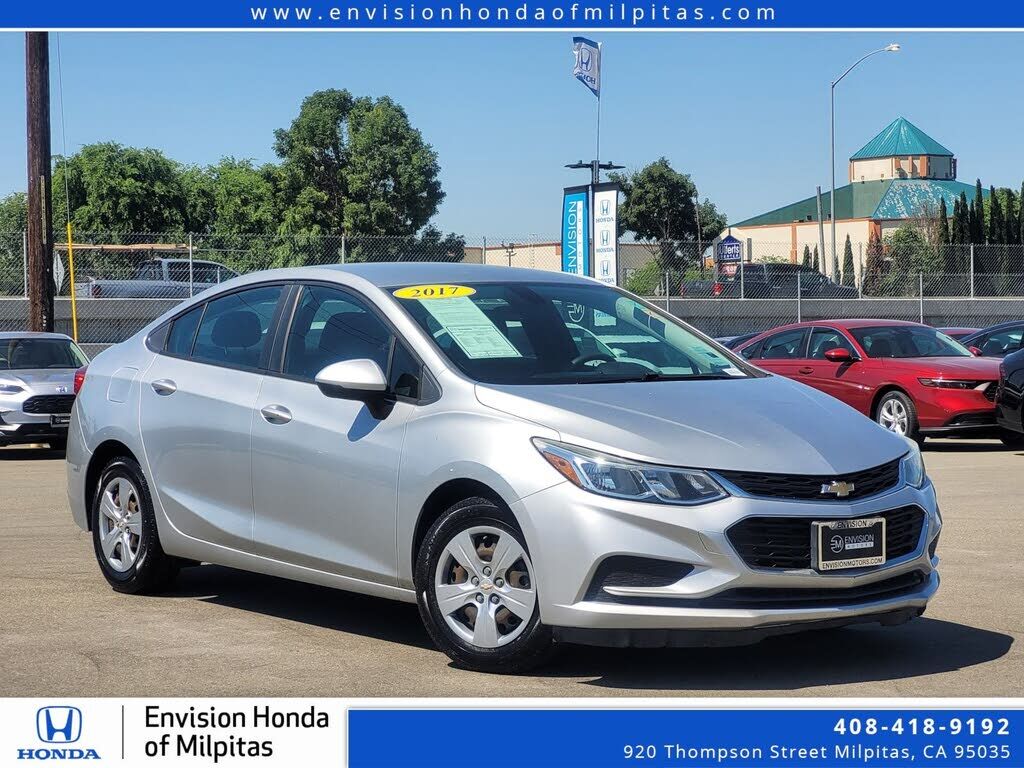2017 CHEVROLET Cruze