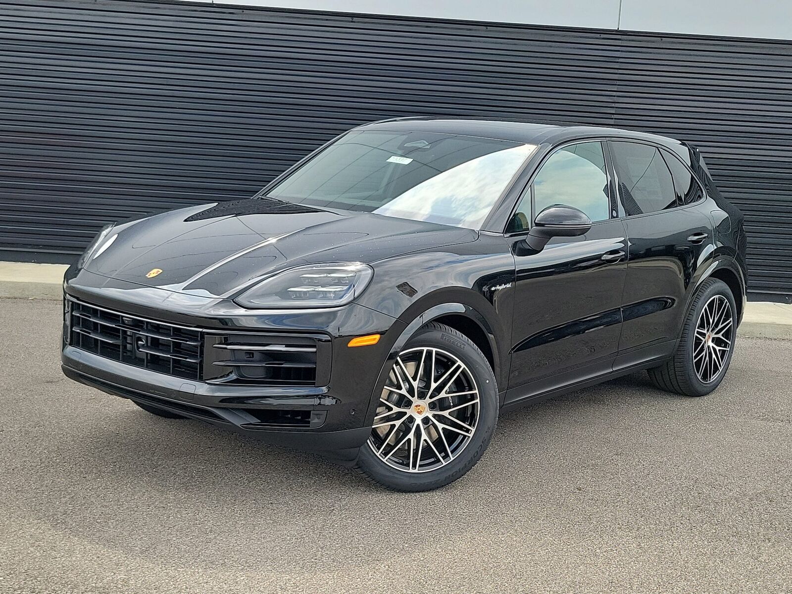 2026 PORSCHE Cayenne