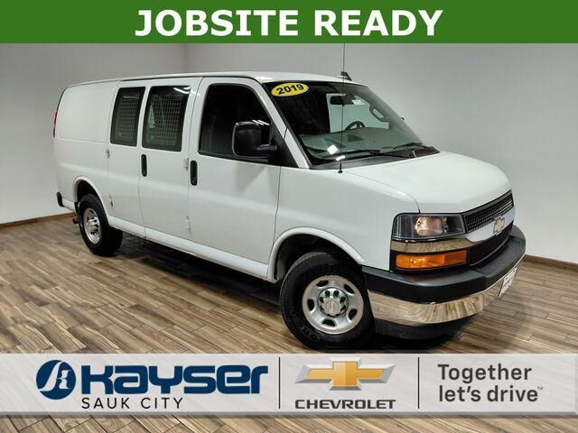 2019 CHEVROLET Express