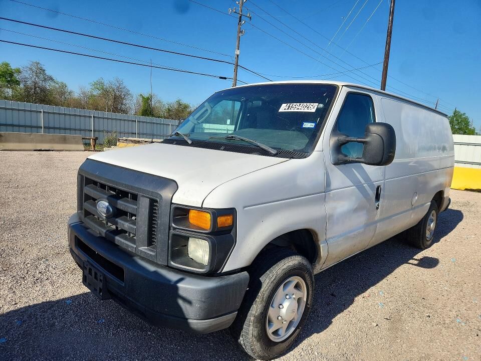 2011 FORD E-150
