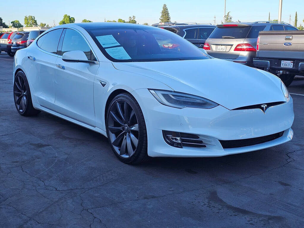 2018 TESLA Model S
