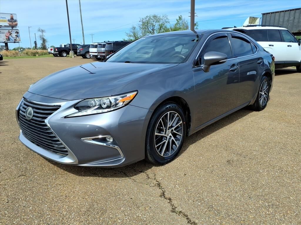 2016 LEXUS ES
