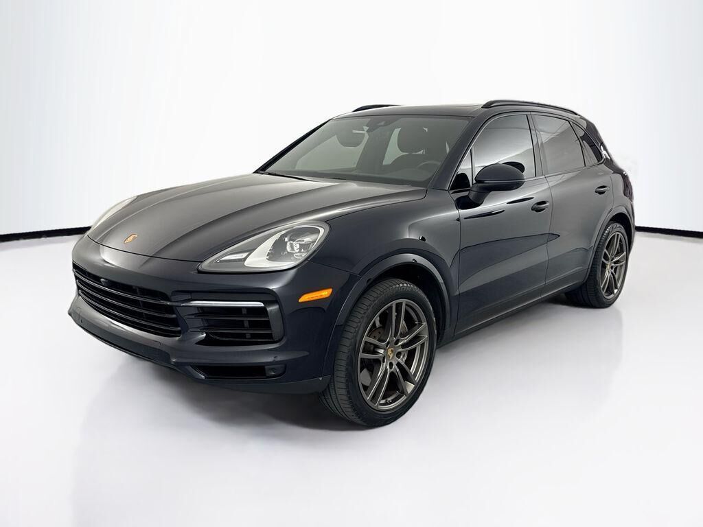 2023 PORSCHE Cayenne