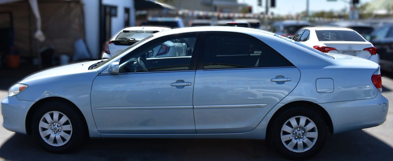 2005 TOYOTA Camry