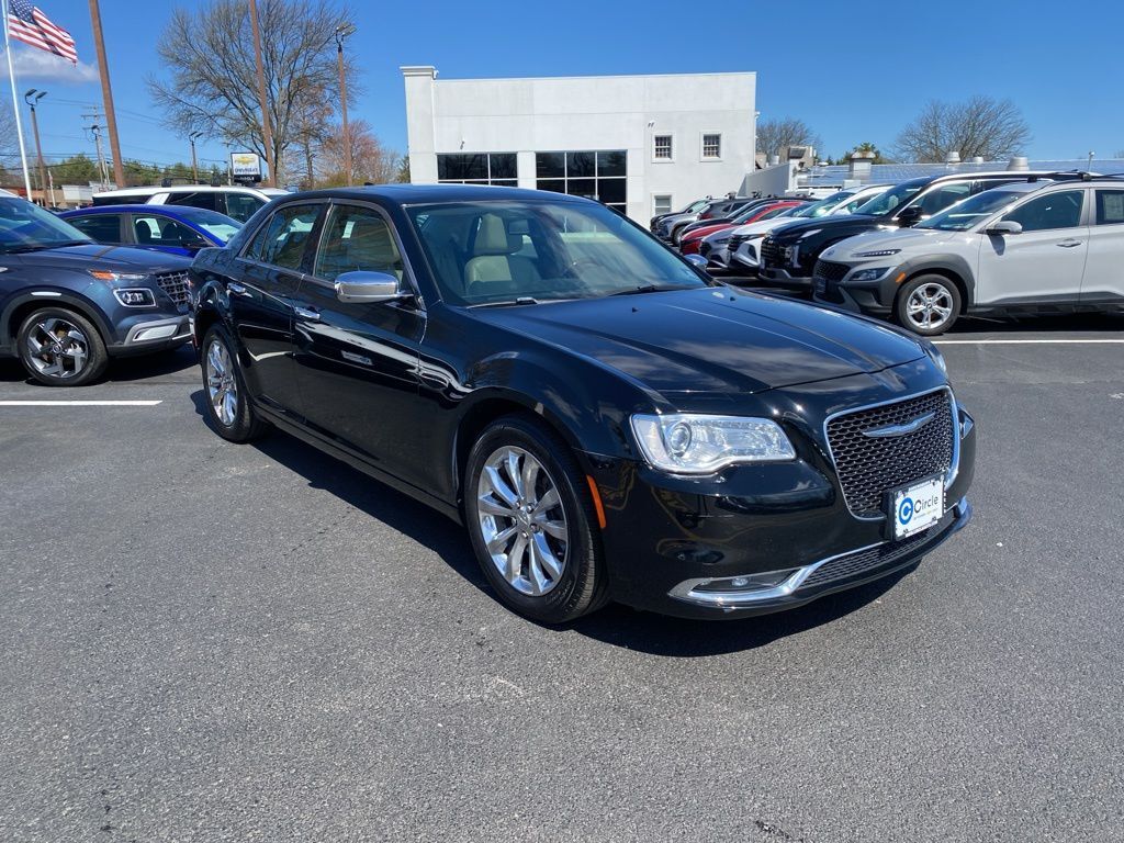 2017 CHRYSLER 300
