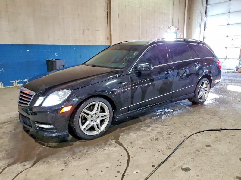 2013 MERCEDES-BENZ E-Class