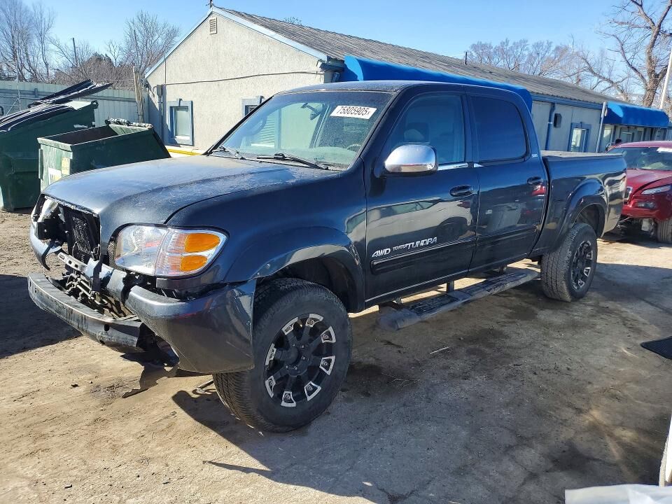 2004 TOYOTA Tundra