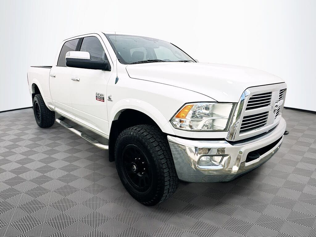 2011 DODGE Ram