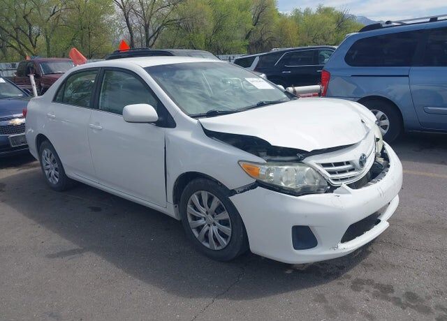2013 TOYOTA Corolla