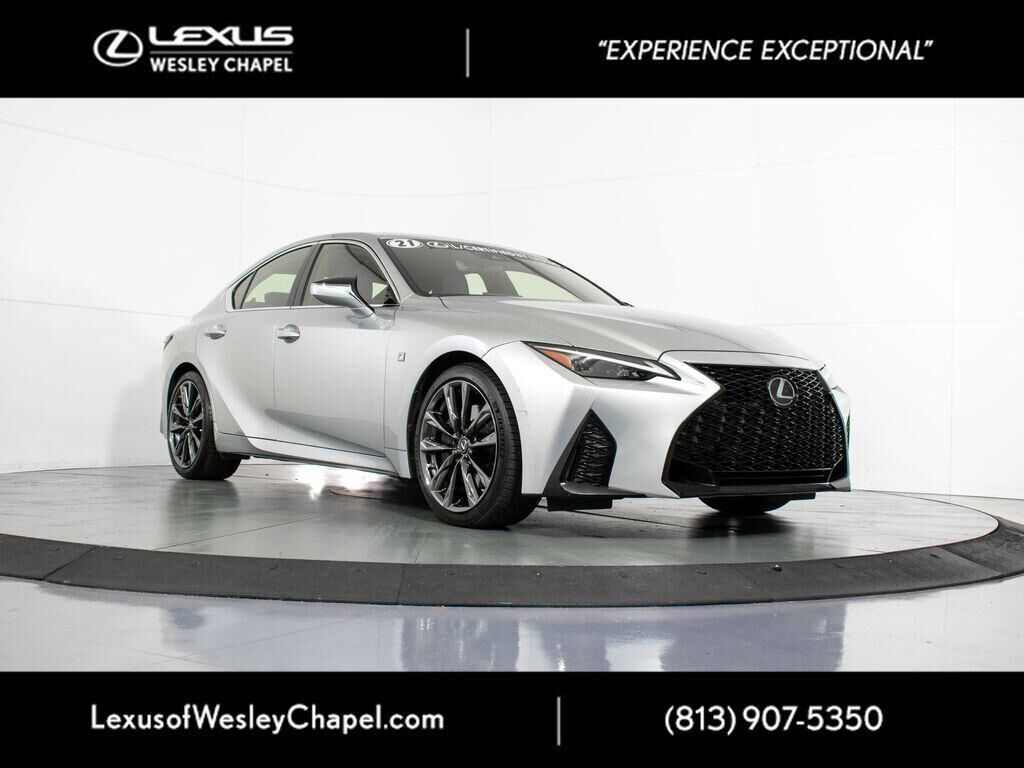 2021 LEXUS IS