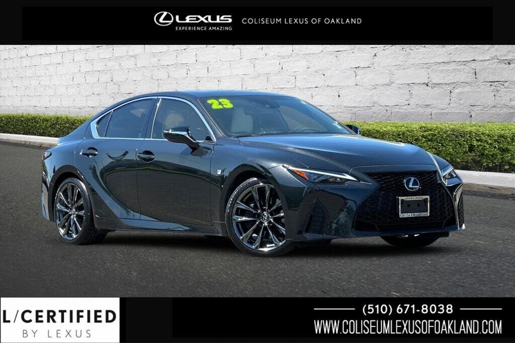 2023 LEXUS IS