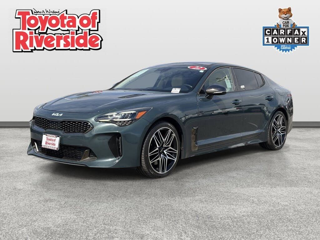 2022 KIA Stinger