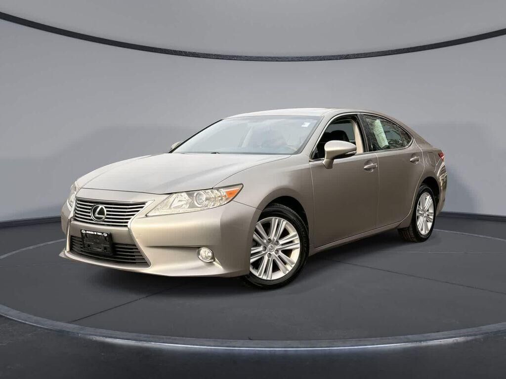 2015 LEXUS ES