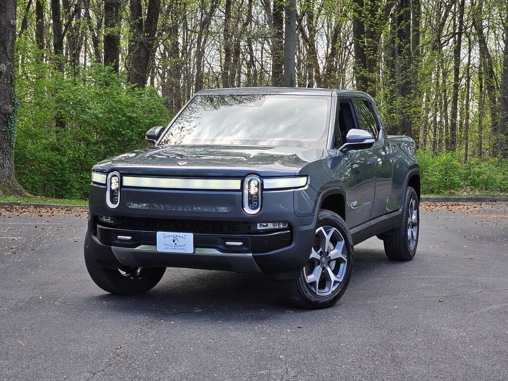 2024 RIVIAN R1T