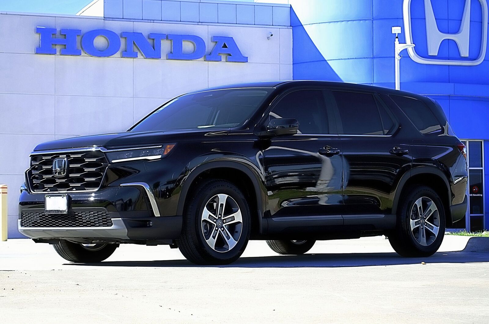 2023 HONDA Pilot